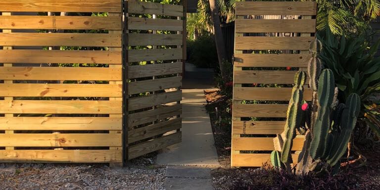 best fence installation services in bakersfield California